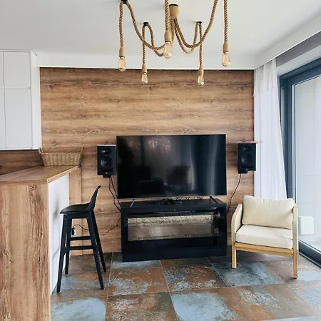 Hevenia Klifowa 5 B 33 Rewal