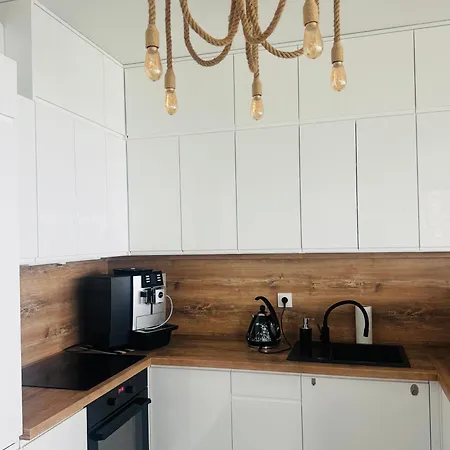 Hevenia Klifowa 5 B 33 *