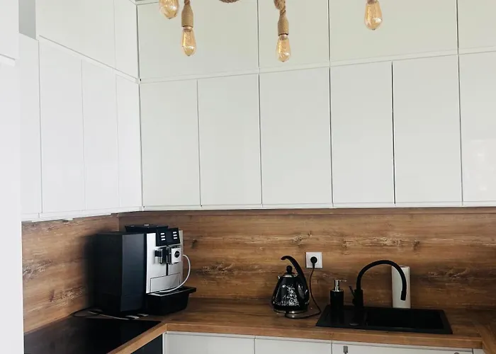 Hevenia Klifowa 5 B 33 *